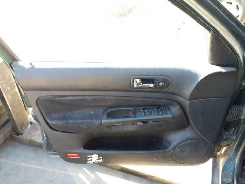  VOLKSWAGEN GOLF IV BERLINA (1J1)(10.1997) 