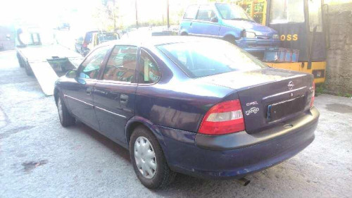  OPEL VECTRA B BERLINA 