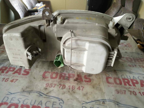  FARO IZQUIERDO Ford ESCORT BERL./TURNIER 