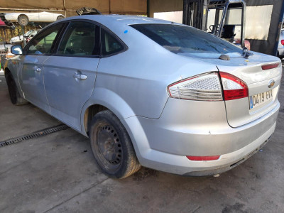 FORD MONDEO BERLINA (CA2)