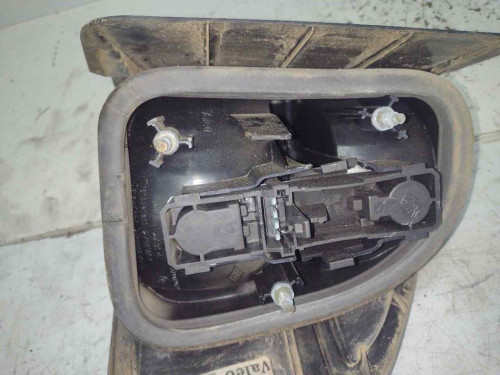  PILOTO TRASERO IZQUIERDO Renault LAGUNA (B56) 