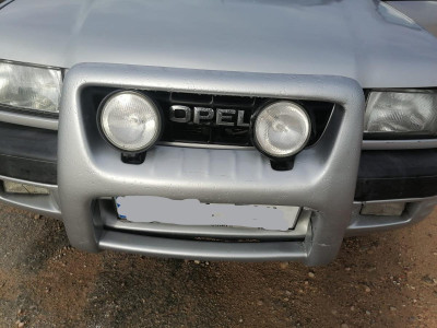 OPEL FRONTERA B