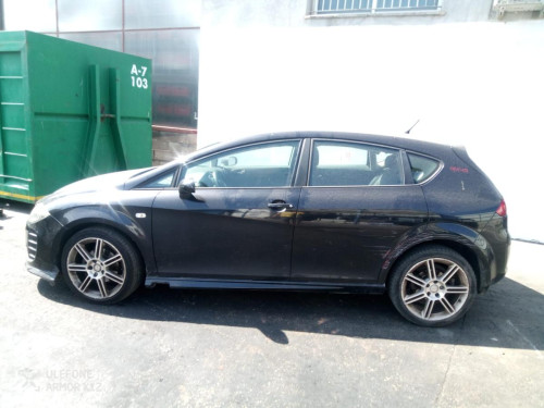  SEAT LEON (1P1) 