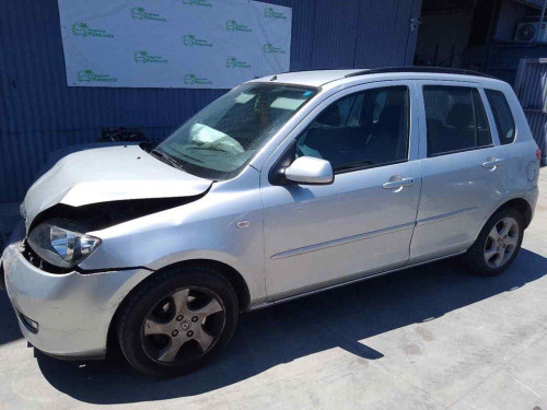 MAZDA 2 BERLINA (DY) — vehículo donante para recambios 