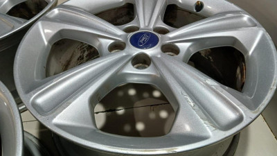 JUEGO LLANTAS, FORD, KUGA (CBS)