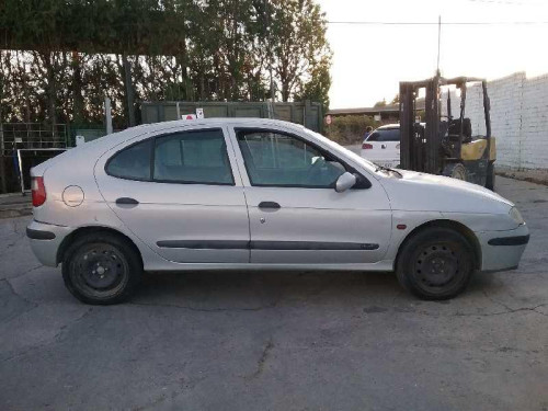  RENAULT MEGANE I FASE 2 BERLINA (BA0) 