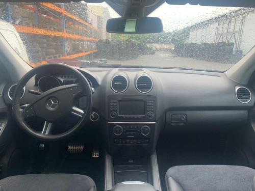  MERCEDES-BENZ CLASE ML (BM 164) 