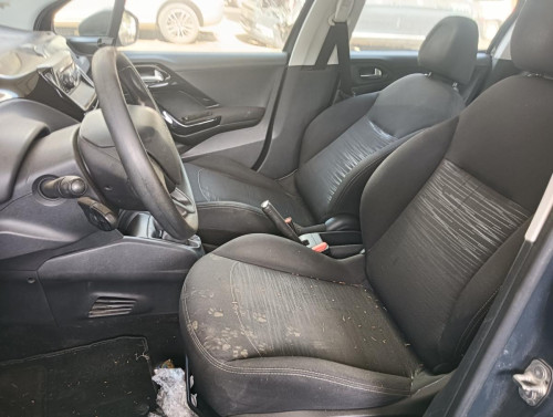 PEUGEOT 208 — автомобиль-донор на запчасти 