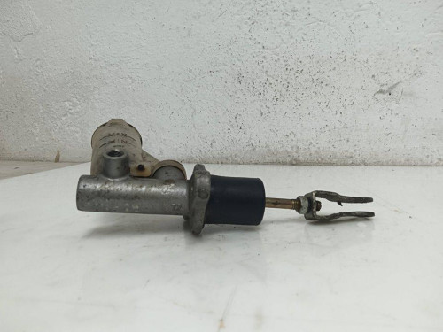 BOMBA EMBRAGUE Nissan TERRANO II (R20) 