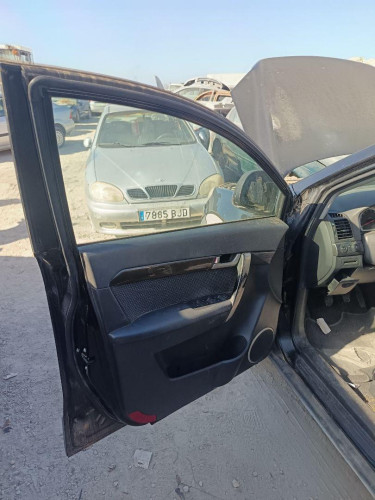 CHEVROLET CAPTIVA — vehículo donante para recambios 