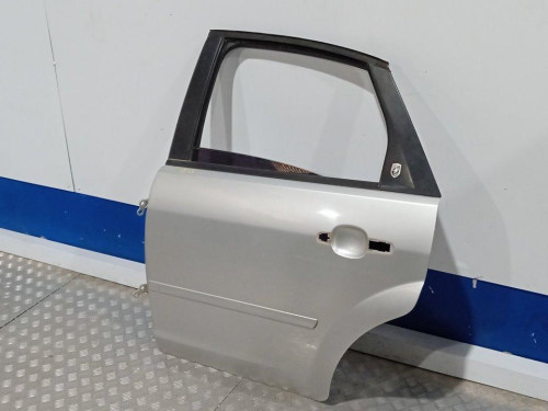  PUERTA TRASERA IZQUIERDA FORD FOCUS BERLINA (CAP) 