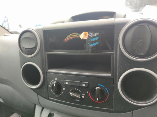  PEUGEOT PARTNER TEPEE 