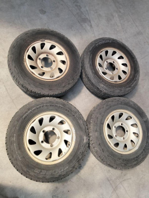 JUEGO LLANTAS, SUZUKI, VITARA (SE/SF/ET)