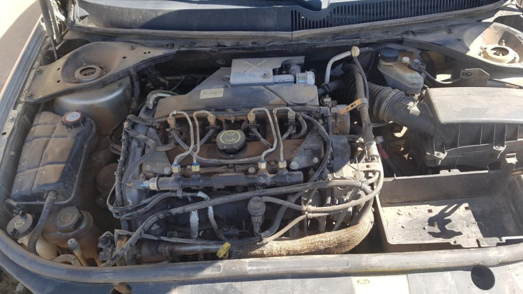 Ford Mondeo Berlina (GE)(2000->) SIN IDENTIFICAR