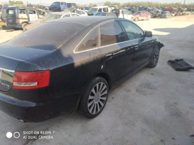 AUDI A6 BERLINA (4F2)