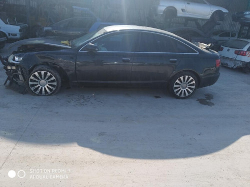  AUDI A6 BERLINA (4F2) 
