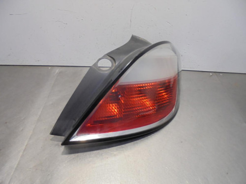  PILOTO TRASERO DERECHO Opel ASTRA H BERLINA 