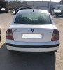 VOLKSWAGEN PASSAT BERLINA (3B3) — vehículo donante para recambios 