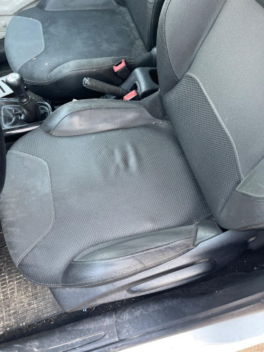 ASIENTO DELANTERO IZQUIERDO Citroen C3 