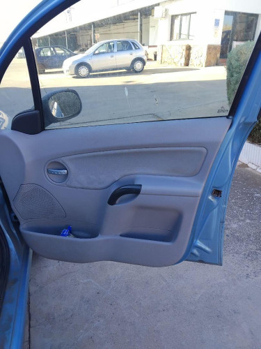 GUARNECIDO PUERTA DELANTERA DERECHA Citroen C3 (2002->) Citroen C3 (2002->) 