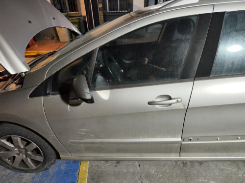 PUERTA DELANTERA IZQUIERDA Peugeot 308 SW 