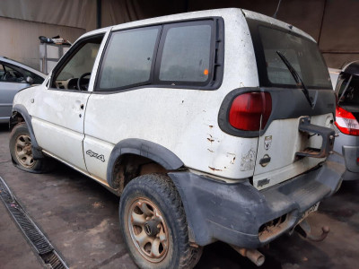 NISSAN TERRANO II (R20)