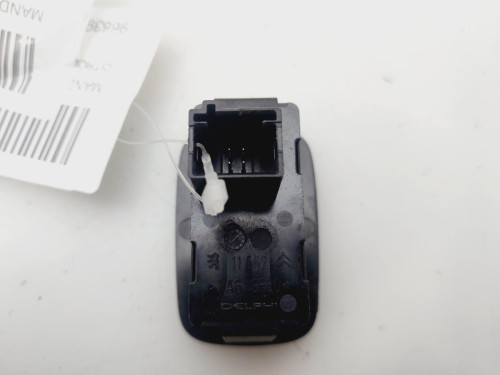MANDO ELEVALUNAS TRASERO DERECHO Citroen C4 PICASSO 