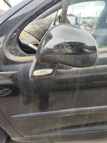 RETROVISOR IZQUIERDO Peugeot 207 