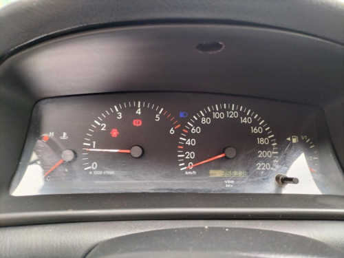  TOYOTA COROLLA (E12) 