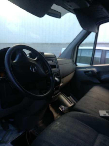 MERCEDES-BENZ SPRINTER II FURGÓN — vehículo donante para recambios 