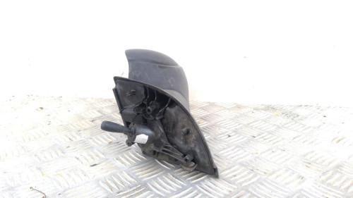 RETROVISOR IZQUIERDO 