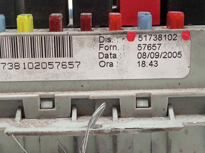 CAJA RELES / FUSIBLES, FIAT, CROMA (194)