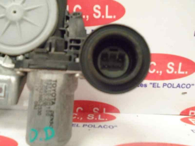 ELEVALUNAS DELANTERO DERECHO, TOYOTA, AURIS (E15)