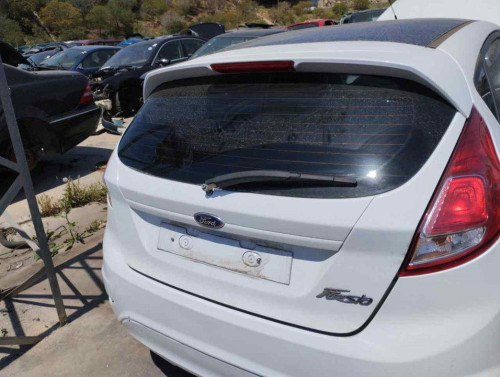  NO IDENTIFICADO FORD FIESTA (CNN) 