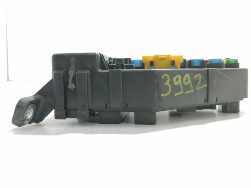  CAJA RELES / FUSIBLES Hyundai TUCSON (JM) 