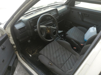 VOLKSWAGEN GOLF II (191/193)