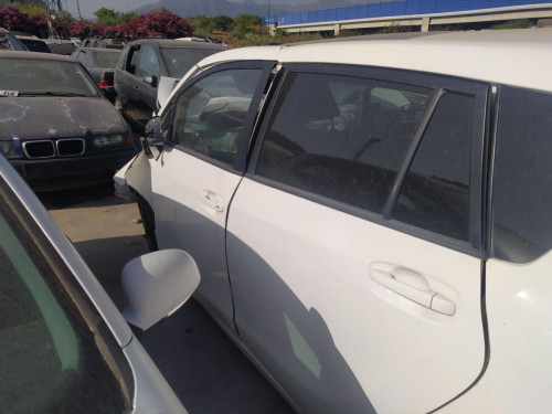 PUERTA TRASERA IZQUIERDA TOYOTA VERSO (AUR2/ZGR2) 
