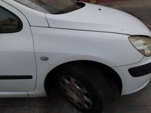 ALETA DELANTERA DERECHA Peugeot 307 (S1)(04.2001->06.2005) PEUGEOT 307 (S1)(04.2001->06.2005) 
