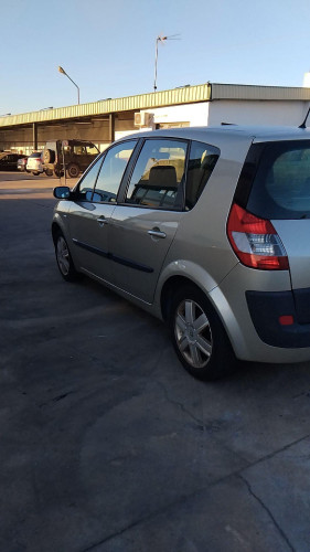 Renault Scenic II (JM)(2003->) — vehículo donante para recambios 