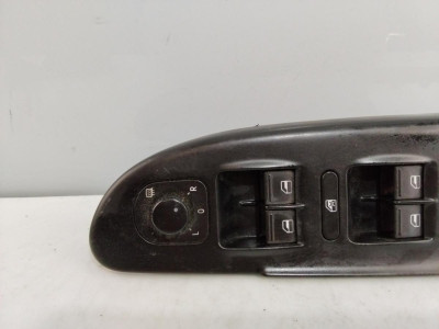MANDO ELEVALUNAS DELANTERO IZQUIERDO, Volkswagen, PASSAT VARIANT (3C5)