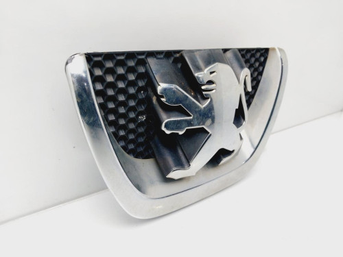 REJILLA DELANTERA Peugeot 206 + 