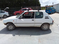 PEUGEOT 205 BERLINA