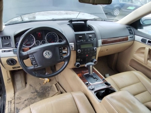  VOLKSWAGEN TOUAREG (7L6) 