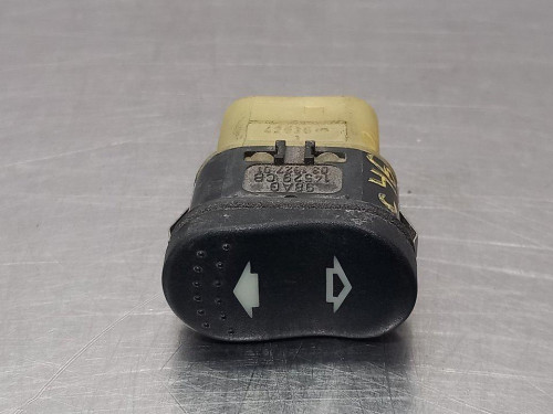  MANDO ELEVALUNAS DELANTERO DERECHO FORD FOCUS BERLINA (CAK) 