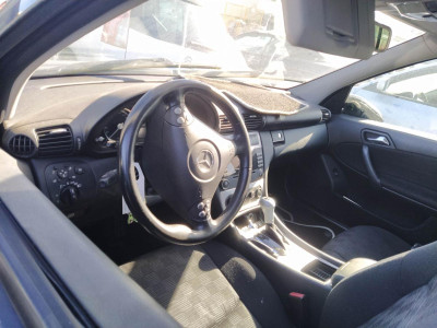 MERCEDES-BENZ CLASE C (BM 203) BERLINA