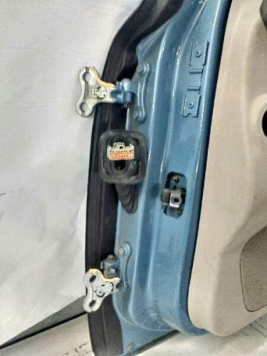  PUERTA DELANTERA DERECHA VOLVO V50 FAMILIAR 