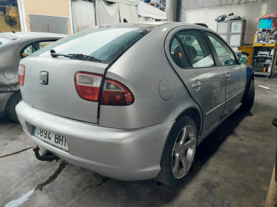 SEAT LEON (1M1)