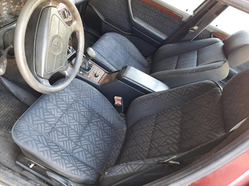  MERCEDES-BENZ CLASE C (BM 202) BERLINA 