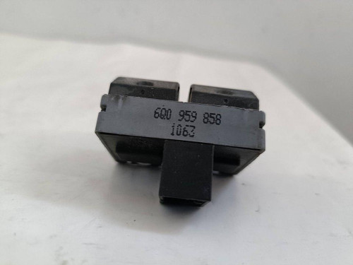  MANDO ELEVALUNAS DELANTERO IZQUIERDO Seat 