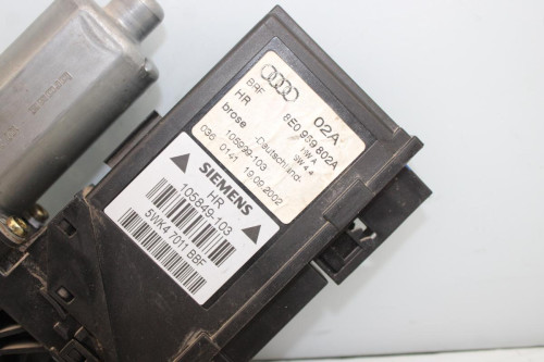 MOTOR ELEVALUNAS TRASERO DERECHO Audi A4 AVANT (8E) 
